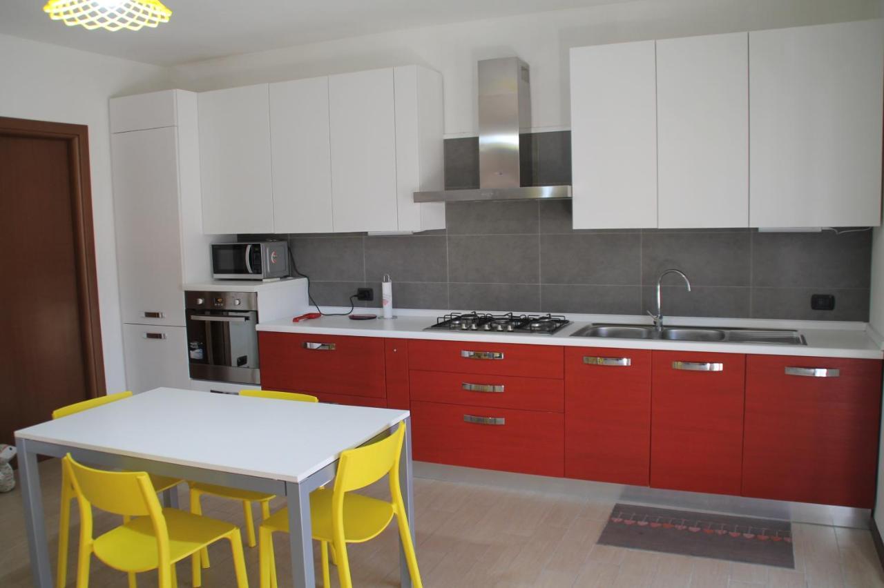 Casa Vacanze Da Riki Appartamento 1 بسكييرا ديل غاردا المظهر الخارجي الصورة